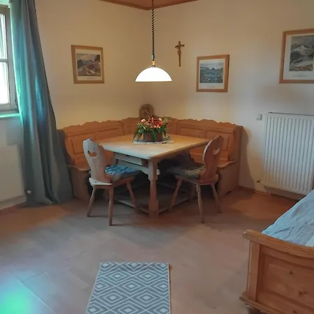 Apartmán Schmittenappartement 1 Und 2 *